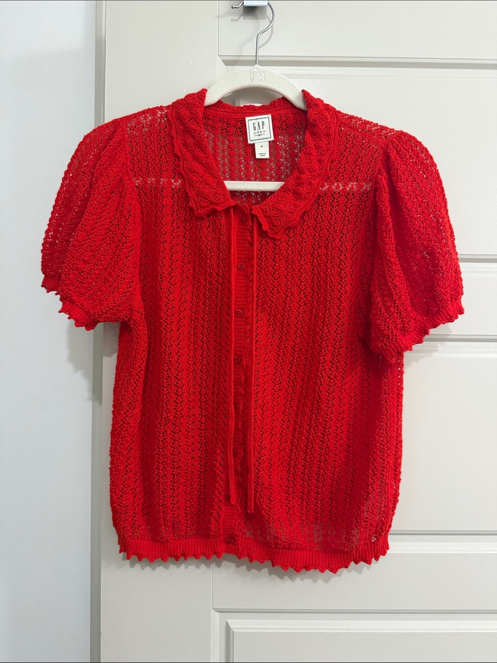 Dôen x GAP Bright Red Crochet Button-Front Puff Sleeve Top - Picture 3 of 4